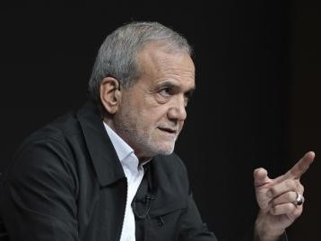 Президент Ирана: Мы будем уделять первостепенное внимание укреплению отношений с нашими соседями