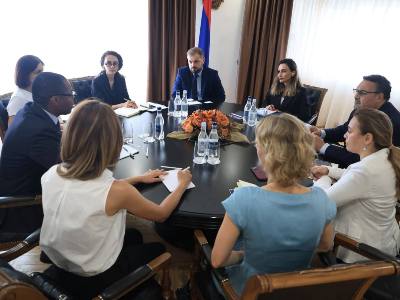 ՀԲ ներկայացուցիչները Պապոյանի հետ քննարկել են Հայաստանում զբոսաշրջության ոլորտի զարգացմանն առնչվող հարցեր
