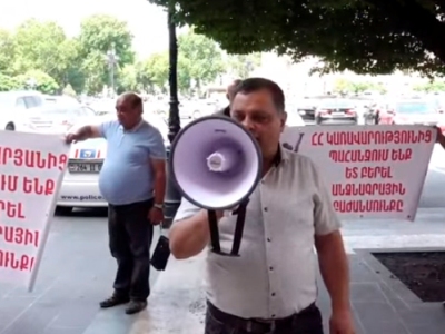 Չարենցավանի բնակիչները զայրացած են