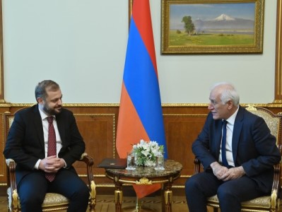 Президент – Геворку Папояну: Вы будете руководить довольно сложным и важным ведомством