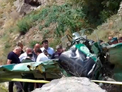 Armenian Defense Ministry announces names of pilots killed in plane crash