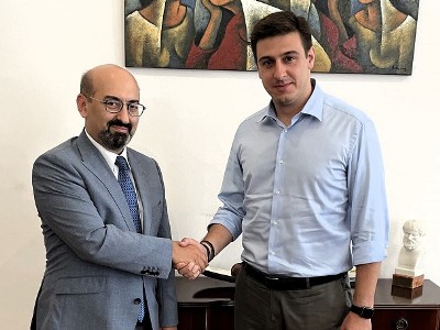 ՀՀ դեսպանը Հունաստանի վարչապետի գրասենյակի համակարգողին ներկայացրել է ՀՀ արտաքին քաղաքականության մարտահրավերները
