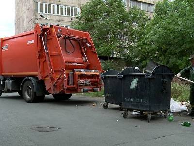 «ԿամԱԶ» մակնիշի աղբատարները մատակարարվել են, աղբահանության խնդիրն էապես կարգավորվել է. Կատվալյան