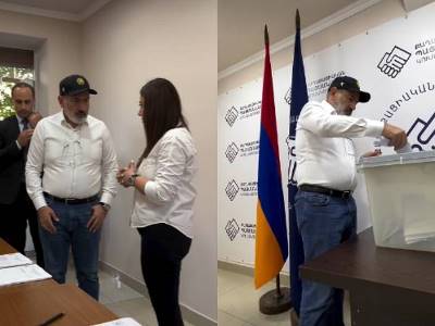 Пашинян проголосовал на выборах в Шенгавитской территориальной организации правящей партии