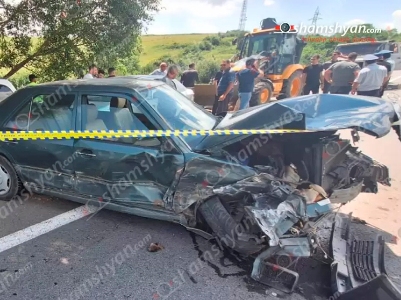 Գեղարքունիքում Mercedes-ը բախվել «ԶԻԼ»-ին, վրաերթի ենթարկել հետիոտնին և հարվածել 2 «Opel»-ի․ հետիոտնը տեղում մահացել է