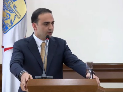 Мэр Еревана: На каком-то этапе мы можем начать выселять людей из проблемных домов и сносить их