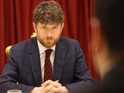 Декотиньи: Индия, Франция: можно констатировать, что демократические страны откликаются на призыв Армении