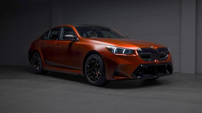 One-off orange BMW M5 to be auctioned off for charity
