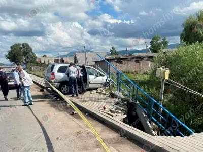 В Армении в результате ДТП госпитализированы 6 человек, в том числе двое несовершеннолетних