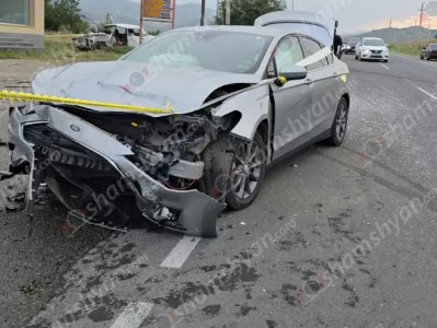 В Армении в результате ДТП госпитализированы 4 человека