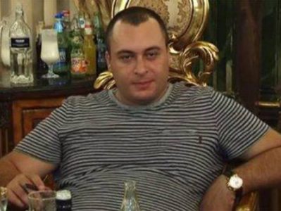 Правоохранители проникли в дом криминального авторитета Алика Бандуряна и конфисковали деньги