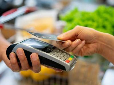 В Армении в 2024 году количество безналичных сделок выросло на 86,7%