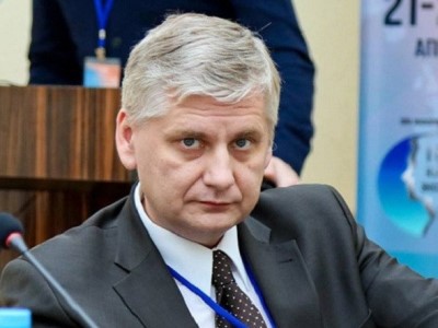 Маркедонов: Маловероятен окончательный выбор Баку в пользу РФ посредством «заморозки» отношений с Западом