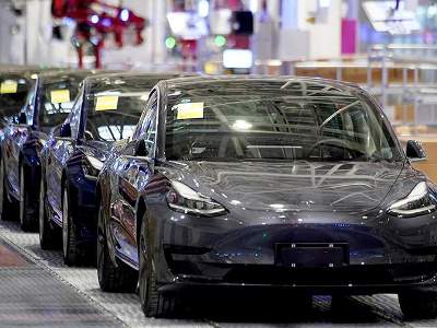 EU cuts tariff on China-made Tesla cars