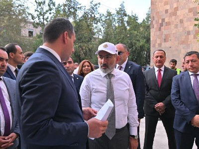 Նիկոլ Փաշինյանը ծանոթացել է Արարատի մարզում իրականացված և ընթացքի մեջ գտնվող ծրագրերին