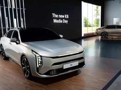 Updated Kia K8 large sedan differs in appearance, interior