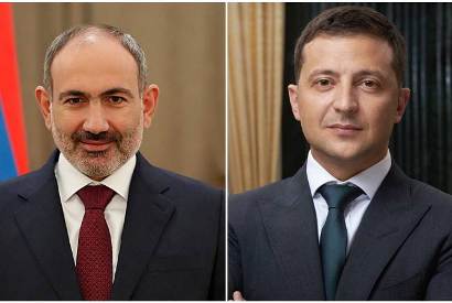 Пашинян поздравил Зеленского
