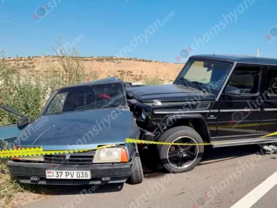 Կոտայքում բախվել են «Mercedes G55»-ն ու «Լադա»-ն
