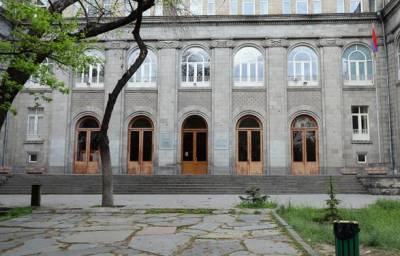 «Հրապարակ». Ագրարայինում խախտել են կանոնադրությունը, իսկ ԿԳՄՍՆ-ն ու վարչապետը հաստատել են