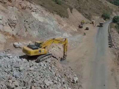 Քաջարան-Ագարակ ճանապարհահատվածի շինարարությունն ակտիվ ընթացքի մեջ է (վիդեո)