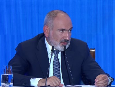 Пашинян: Конституция Азербайджана содержит территориальные претензии к Армении