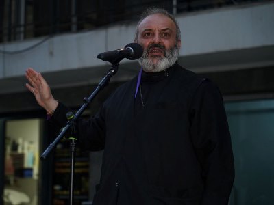 Архиепископ Баграт Галстанян проводит встречу с участниками арцахских войн