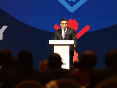 Դուք ունեք մեծ ներուժ՝ փոխելու աշխարհը, դուք առավել ճկուն և համարձակ եք, քան նախորդ սերունդները. Ալեն Սիմոնյանի ելույթը