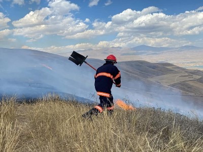 Բնունիս գյուղի մոտակայքում այրվել է մոտ 5 հա հնձած առվույտի արտ և մոտ 10 հա խոտածածկույթ