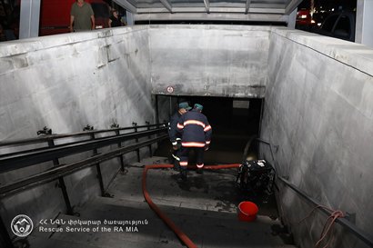 Вчера поступило 65 сигналов по поводу происшествий, вызванных проливным дождем