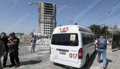 В Ереване гражданин Египта выпал с 10 этажа элитного здания и погиб