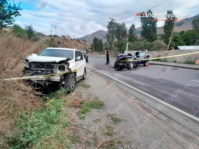 Լոռու մարզում բախվել են «Toyota Land Cruiser Prado»-ն ու «Mercedes»-ը. կան վիրավորներ