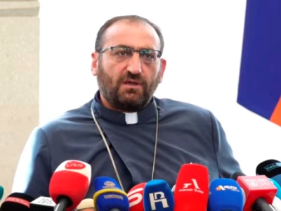 Ցեղասպանության հուշահամալիրում ես խոսել եմ երևույթների մասին. Արշակ Սրբազանը՝ իշխանություններին նզովելու մասին