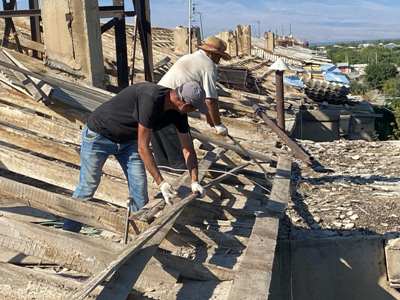 Սուբվենցիոն ծրագրով նորոգվում են Արարատ քաղաքի 6 շենքի տանիքներ. ՏԿԵՆ