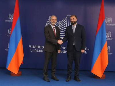 Գևորգ Պապոյանը Սլովակիայի դեսպանի հետ քննարկել է տնտեսական համագործակցության առանցքային խնդիրներ