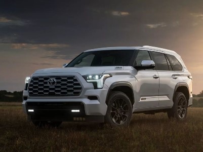Toyota выпустила спецверсию новой Sequoia: Известна цена