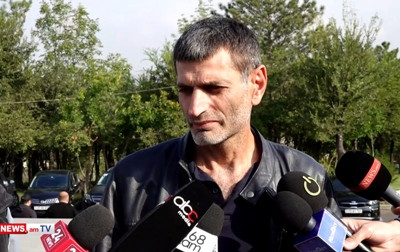 Քանի՞ կոպեկ արժի՝ վախեցած սպասում է, որ ծնողները գնան, որ գա Եռաբլուր. զոհվածի հայրը չի վախենում հնարավոր բախումից