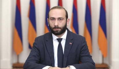 Глава МИД Армении поздравил с назначением французского коллегу