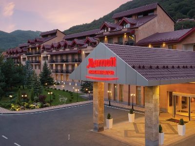 Компания «Газпром Армения» выставила на продажу гостиничный комплекс «Marriott Tsaghkadzor»