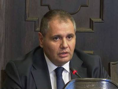 Կառավարությունը Արմեն Գրիգորյանին հաստատեց Տնտեսագիտական համալսարանի ռեկտորի պաշտոնում