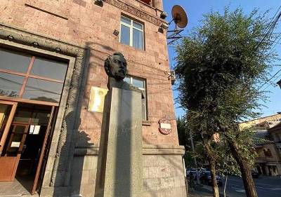 «Հրապարակ». Բուհեր կփակվեն
