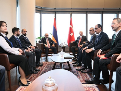 Փաշինյանի և Էրդողանի հանդիպման վայրն ու ժամը հագեցած էին խորհրդանիշներով. ռուսաստանցի քաղաքագետ