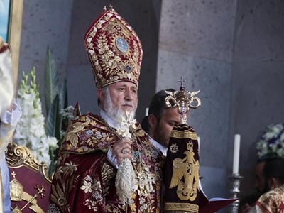 Սիրելի' ժողովուրդ, հարկ է համախմբվել, զերծ պահել հայրենիքը նոր ցնցումներից, կորուստներից. Վեհափառի պատգամը