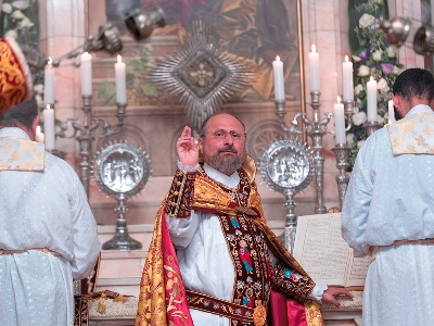Կ. Պոլսի Հայոց Պատրաիրքը Մայր Տաճարում մատուցել է Սուրբ Պատարագ. Նա հորդորեց չմկրտվածներին մկրտվել