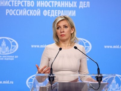 Захарова: Хочется надеяться, что в отношениях между Азербайджаном и Арменией третий станет лишним