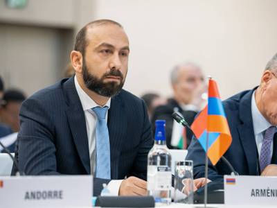 Мирзоян: Мы неоднократно выражали готовность без промедлений подписать мирное соглашение с Азербайджаном
