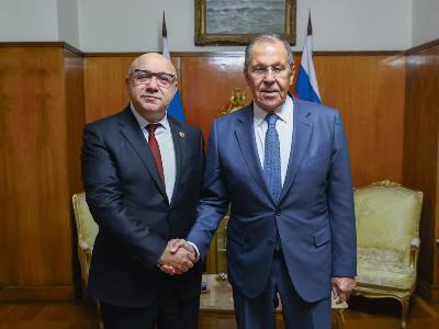 Арсенян и Лавров обсудили армяно-российские отношения и региональную повестку