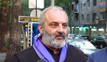 Призыв Баграта Галстаняна: Прекратите оскорблять архиепископа Микаела Аджапахяна