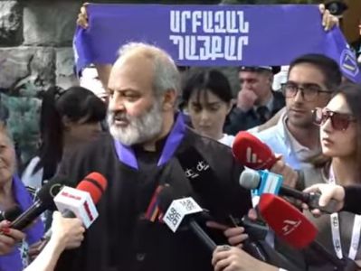 Ռոբերտ Քոչարյանն ու Սերժ Սարգսյանը չեն խոչընդոտել շարժմանը. Ինչո՞ւ պետք է խոչընդոտեն.Բագրատ Սրբազան