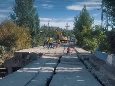 Արարատի մարզի Գեղանիստ և Գետափնյա բնակավայրերը միացնող կամուրջը հիմնանորոգվում է (վիդեո)