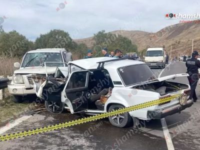 Սպիտակ-Գյումրի ճանապարհին բախվել են «Mitsubishi»-ն և «ՎԱԶ 2107»-ը. 3 մարդ տեղափոխվել է հիվանդանոց